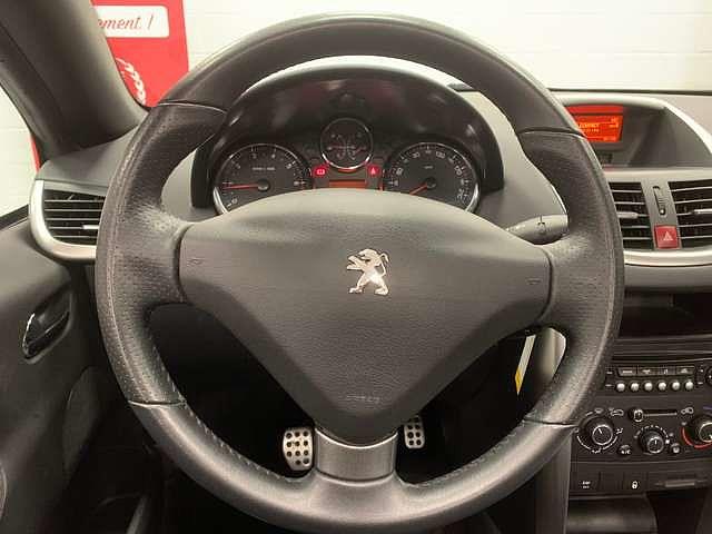 Peugeot 207 1.6i  CabrioCarnet Complet Etat impeccable
