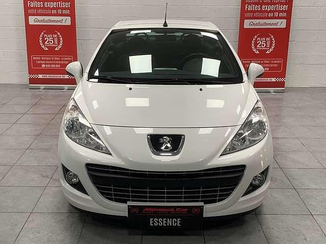 Peugeot 207 1.6i  CabrioCarnet Complet Etat impeccable
