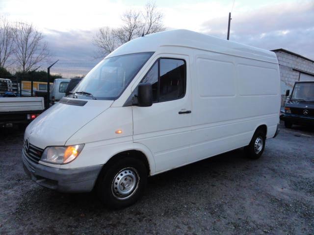 Mercedes-Benz Sprinter 311