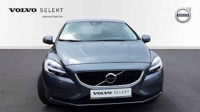 Volvo V40 Momentum