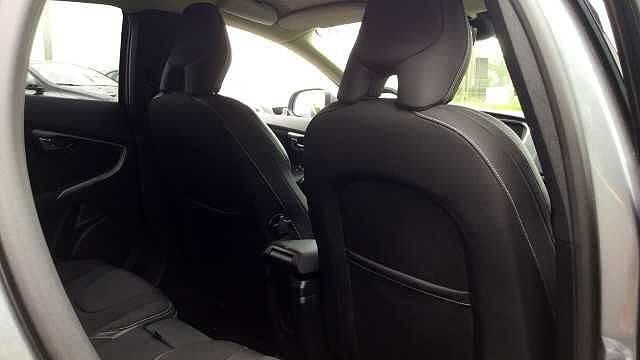 Volvo V40 Momentum