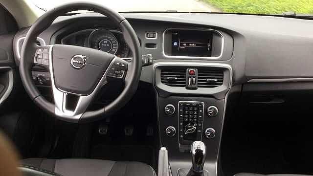 Volvo V40 Momentum