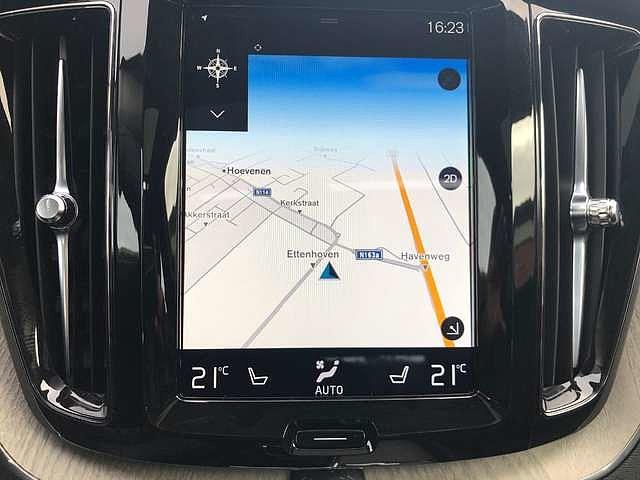 Volvo XC60 D4 Inscription 'Head-Up/Pano Dak/BLIS/Pilot Assist
