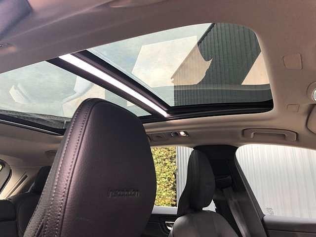 Volvo XC60 D4 Inscription 'Head-Up/Pano Dak/BLIS/Pilot Assist