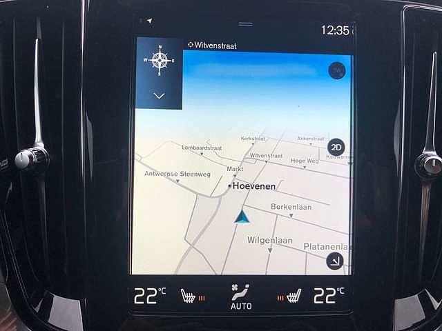 Volvo V60 D4 190PK Momentum Automaat 'Navigatie/Camera'
