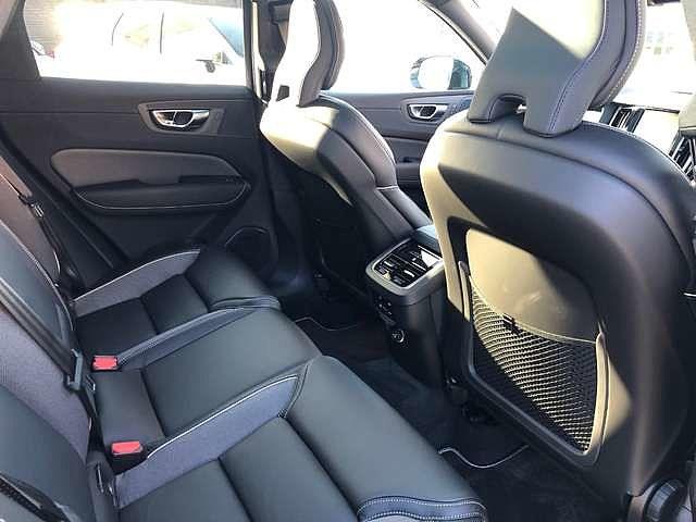 Volvo XC60 T4 R-Design 'Navi/Pano Dak/Alu 21'/Camera/Keyless'