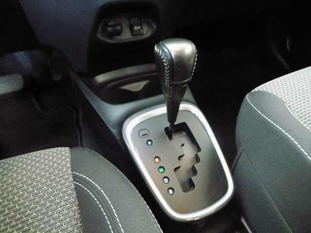 Toyota Yaris 1.5i VVT-i Hybrid E-CVT/NAVI/CAMERA/1ER PROP