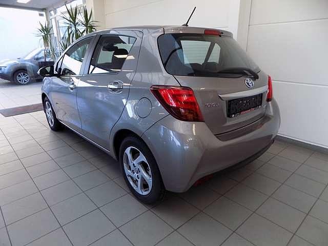 Toyota Yaris 1.5i VVT-i Hybrid E-CVT/NAVI/CAMERA/1ER PROP