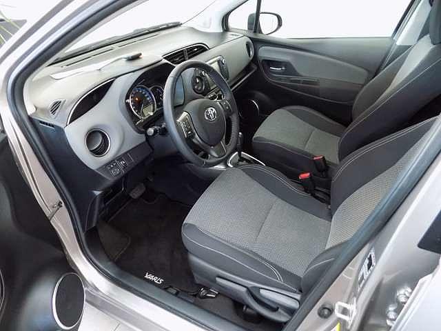 Toyota Yaris 1.5i VVT-i Hybrid E-CVT/NAVI/CAMERA/1ER PROP