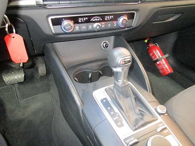 Audi A3 1.6 TDi S tronic/1ER PROP/XENON/GPS/ETAT9