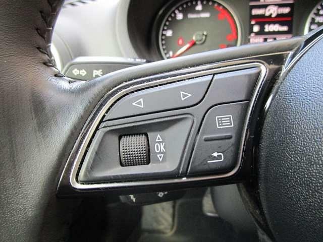 Audi A3 1.6 TDi S tronic/1ER PROP/XENON/GPS/ETAT9