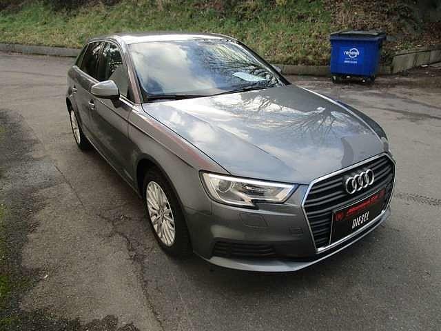 Audi A3 1.6 TDi S tronic/1ER PROP/XENON/GPS/ETAT9