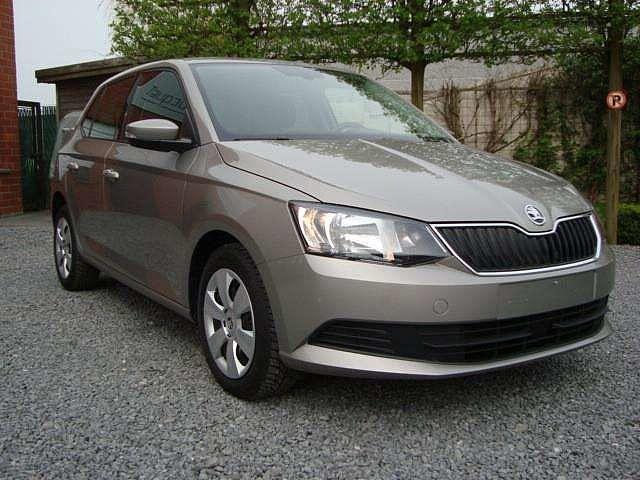 Skoda Fabia 1.0i Ambition  Airco/ USB/PDC A/ Adaptieve cruis