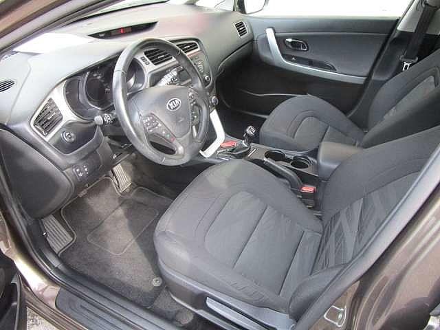 KIA CEE D 1.4i Easy/1ER PROP/FULL SERVICE/ETAT9/GARANTIE