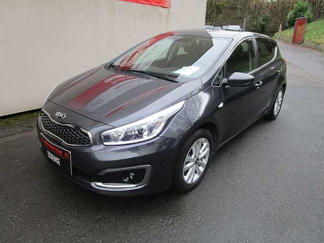 KIA CEE D 1.4i Easy /1ER PROP/ETAT9/GARANTIE 01/2025