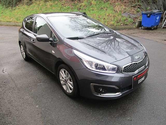 KIA CEE D 1.4i Easy /1ER PROP/ETAT9/GARANTIE 01/2025