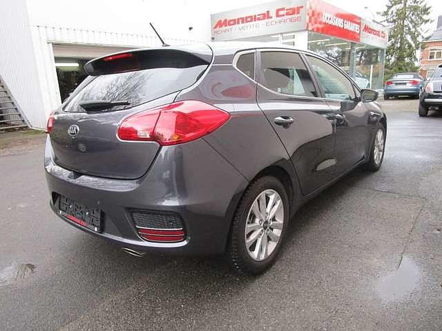 KIA CEE D 1.4i Easy /1ER PROP/ETAT9/GARANTIE 01/2025