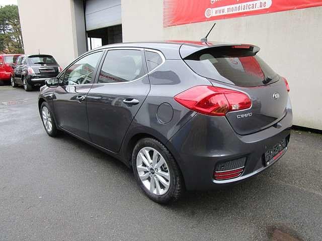KIA CEE D 1.4i Easy /1ER PROP/ETAT9/GARANTIE 01/2025