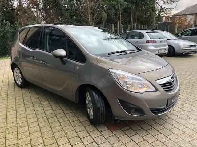 Opel Meriva 1.4i/panoramische dak/70.000km/12m garantie