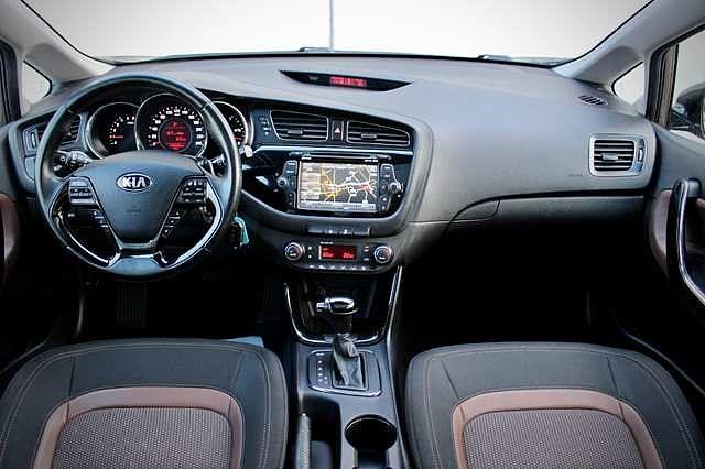 KIA CEE D 1.6 CRDi  1er Propri�taire Bo�te Auto