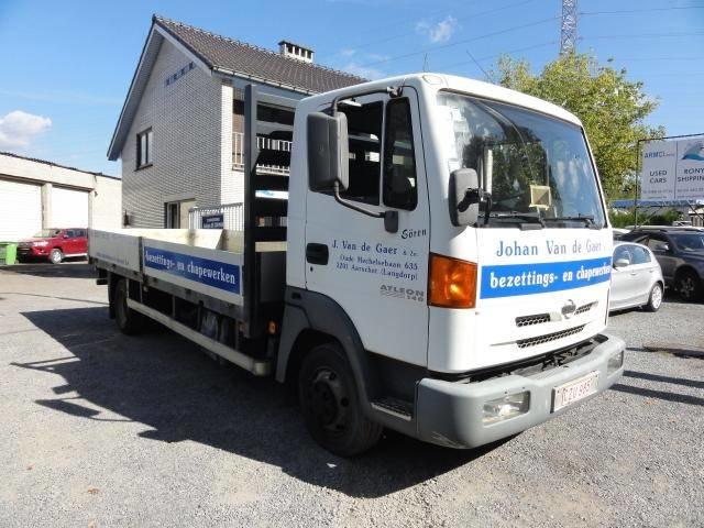Nissan Cabstar 