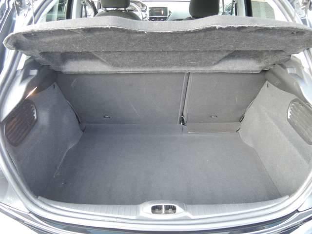 Peugeot 208 1.2i PureTech Style GPS, PARKEERSENSOREN