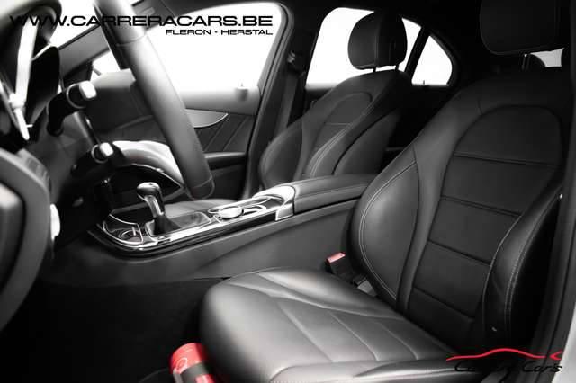 Mercedes-Benz C-Klasse d|PACK AMGNAVICRUISEDYNAMICPDCCUIRLEDUSB|