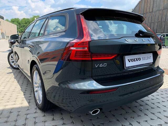 Volvo V60 Momentum D4 Geartronic