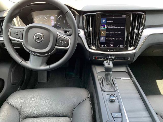 Volvo V60 Momentum D4 Geartronic