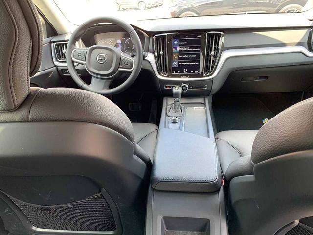 Volvo V60 Momentum D4 Geartronic