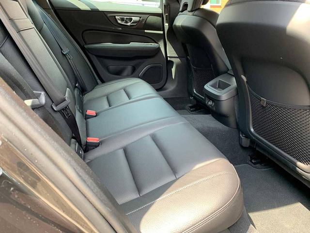 Volvo V60 Momentum D4 Geartronic