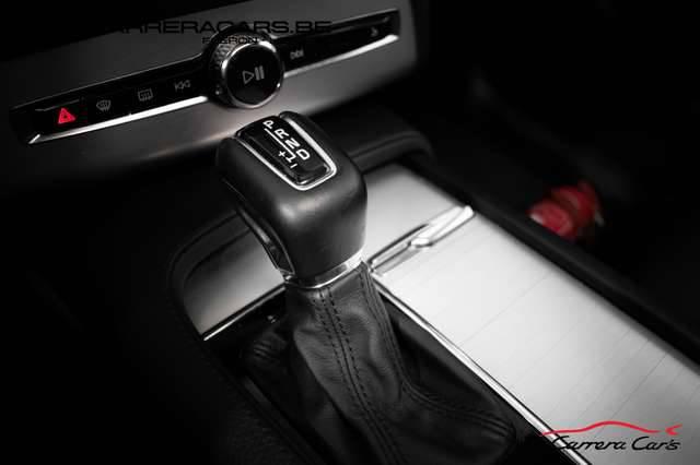 Volvo XC90 2.0 D4 Momentum|XENON7PLLANECUIRNAVICRUISE|