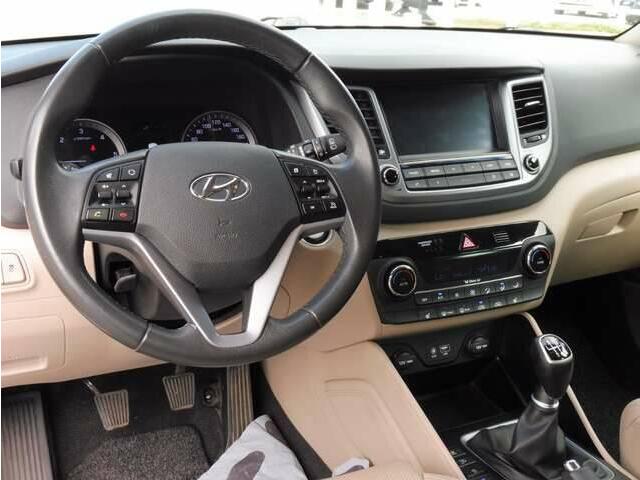 Hyundai Tucson 1.7 CRDi 2WD Premium ISG GPS/CUIR/TEL BT/CAMERA...