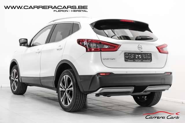 Nissan Qashqai 1.6 dCi N-Connecta|NAVICAMERAPANORAMAKEYLESS|