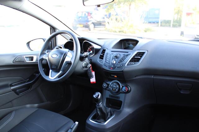 Ford Fiesta 1.25 Titanium l 5 DRS l AIRCO l PDC l LMV l 82PK