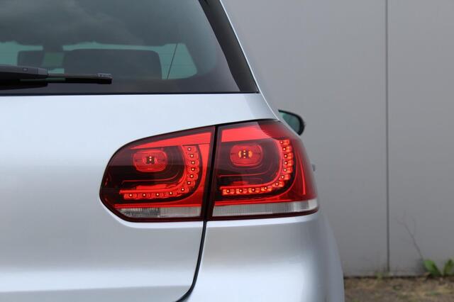 Volkswagen Golf 1.4 TSI R-Line / Navi / Xenon / Led / 18inch