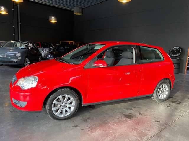 Volkswagen Polo 1.6i 16v sportline///99000 km /105 cv