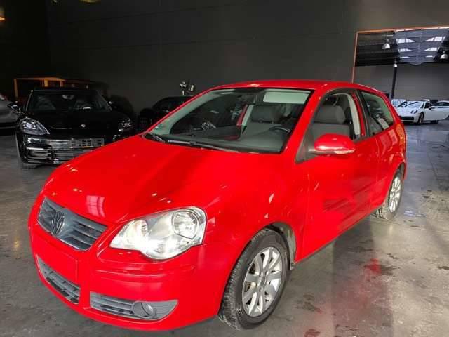 Volkswagen Polo 1.6i 16v sportline///99000 km /105 cv