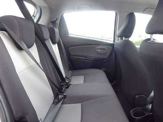 Toyota Yaris 1.5i VVT-i Hybrid Comfort E-CVT