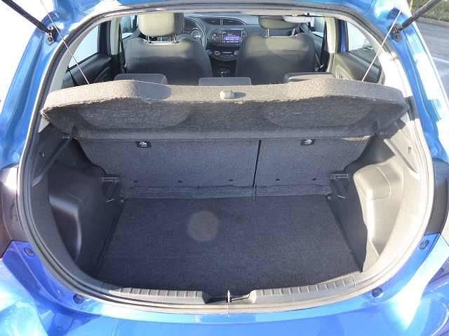Toyota Yaris 1.5i VVT-i Hybrid Y-conic E-CVT