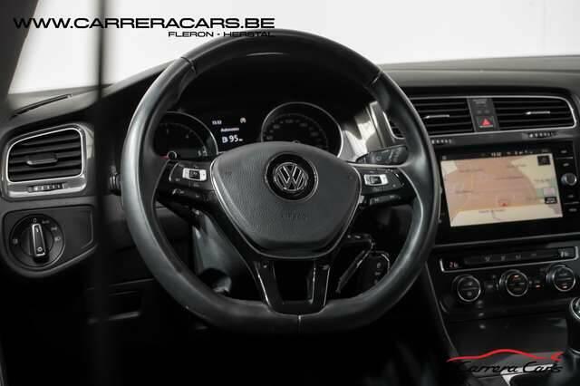 Volkswagen Golf 1.6 CRTDi|NAVICAMERALEDCRUISELIFT2019CLIMA|