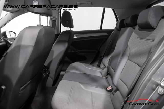 Volkswagen Golf 1.6 CRTDi|NAVICAMERALEDCRUISELIFT2019CLIMA|
