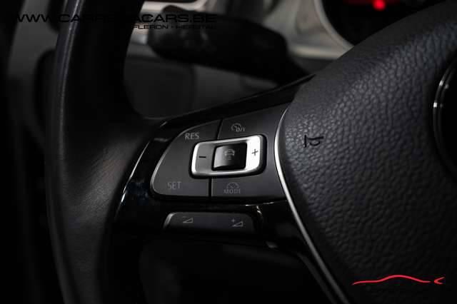 Volkswagen Golf 1.6 CRTDi|NAVICAMERALEDCRUISELIFT2019CLIMA|