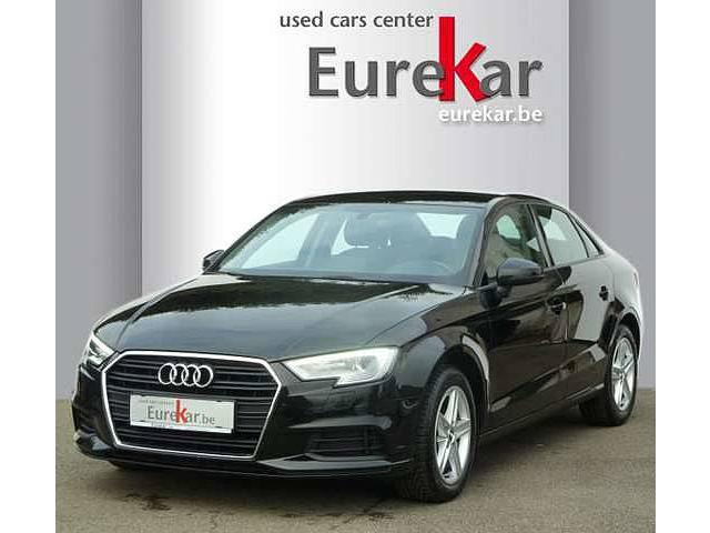 Audi A3 1.6 TDi SEDAN