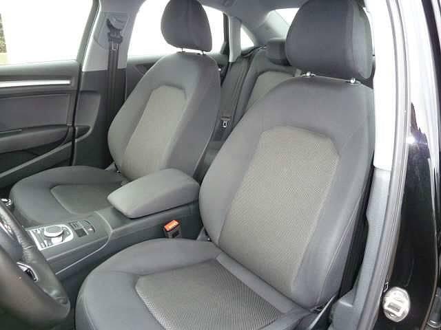 Audi A3 1.6 TDi SEDAN
