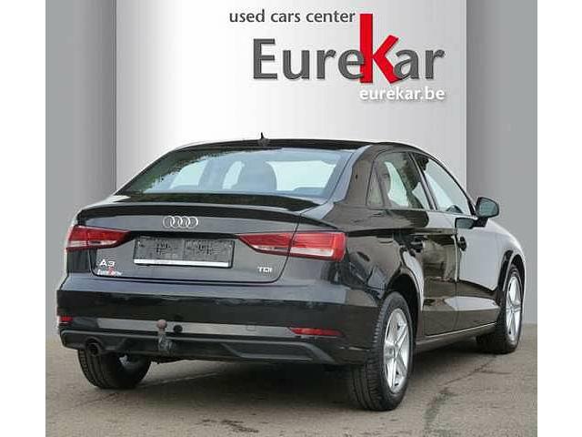 Audi A3 1.6 TDi SEDAN
