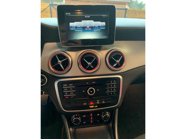 Mercedes-Benz CLA-Klasse 180