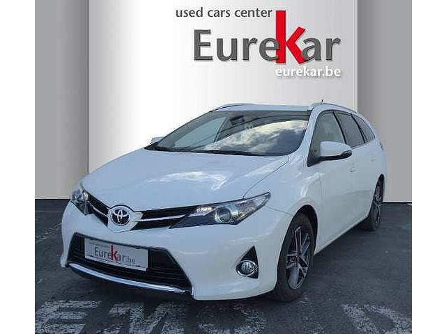 Toyota Auris 1.6i Dynamic