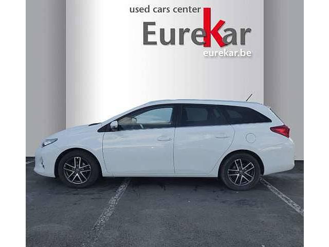 Toyota Auris 1.6i Dynamic