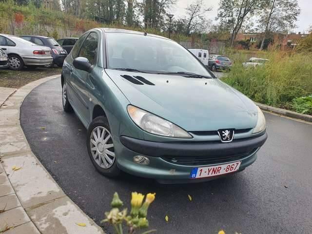 Peugeot 206 1.4i XR/ 95000KM / excellent �tat/Automate